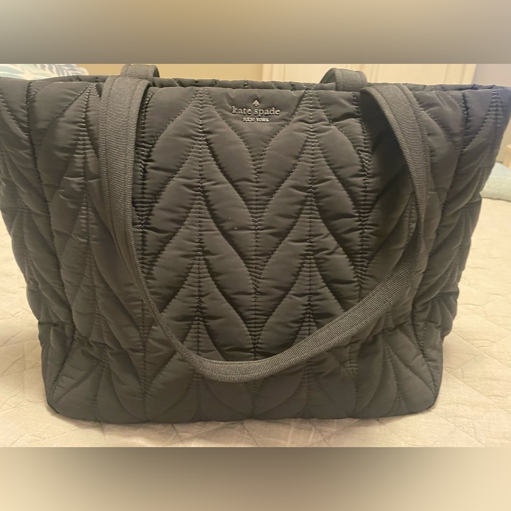 KATE SPADE TOTE- great for travel